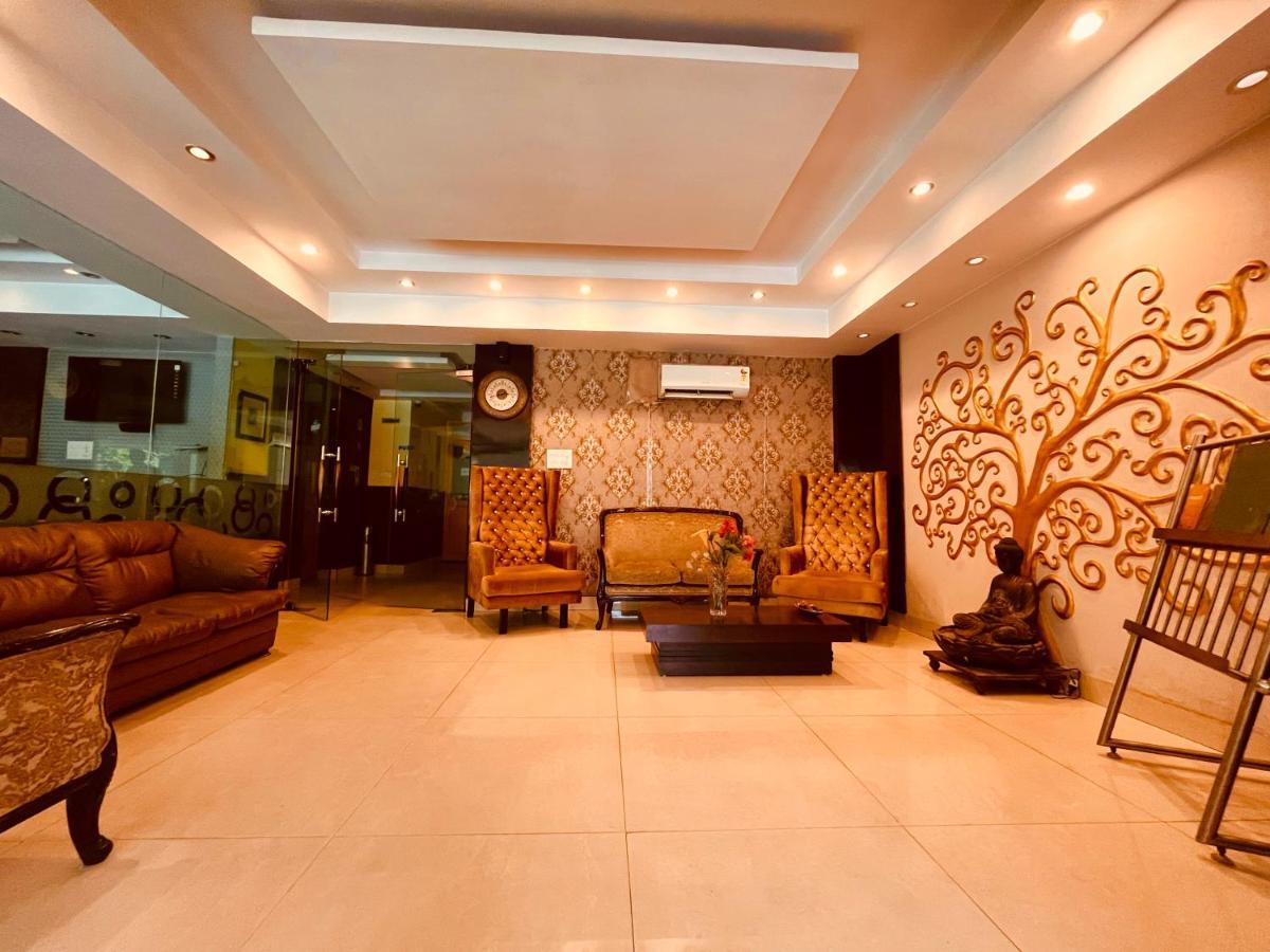 Hotel Reo Twist, Haridwar Bagian luar foto
