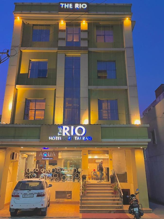 Hotel Reo Twist, Haridwar Bagian luar foto